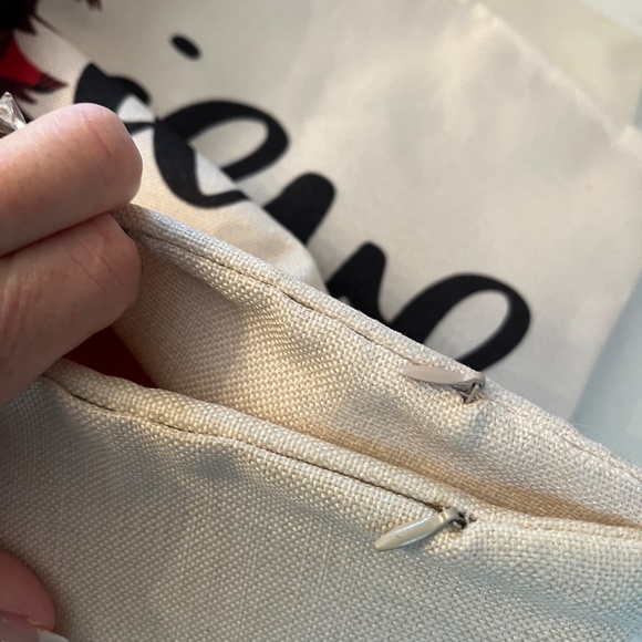 NEW 2 Pillow Cases, Pillow Cases Pumpkin & Christmas, Holiday Pillow covers NEW - Picture 4 of 8